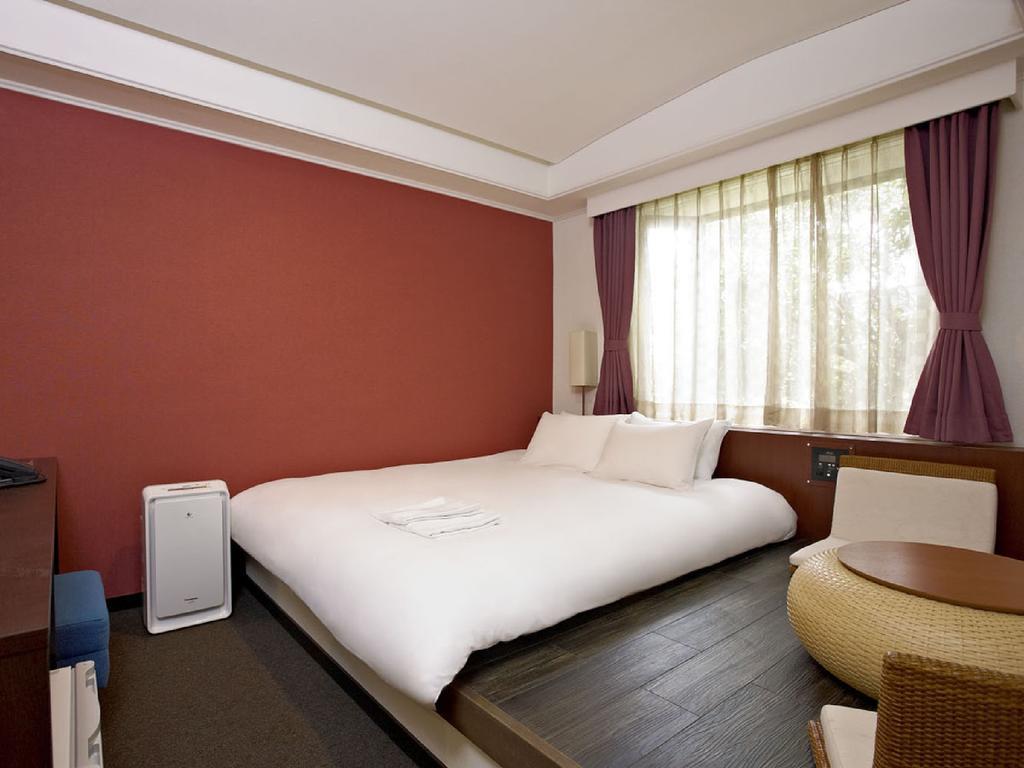 The B Sanjo Hotel Kyoto