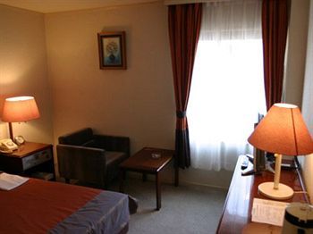 Hotel The B Sanjo