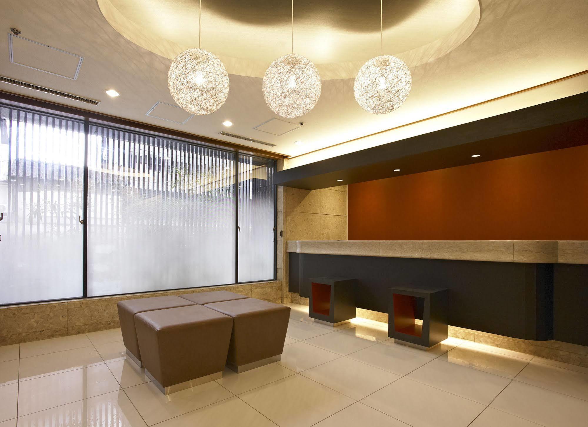 The B Sanjo Hotel 3*